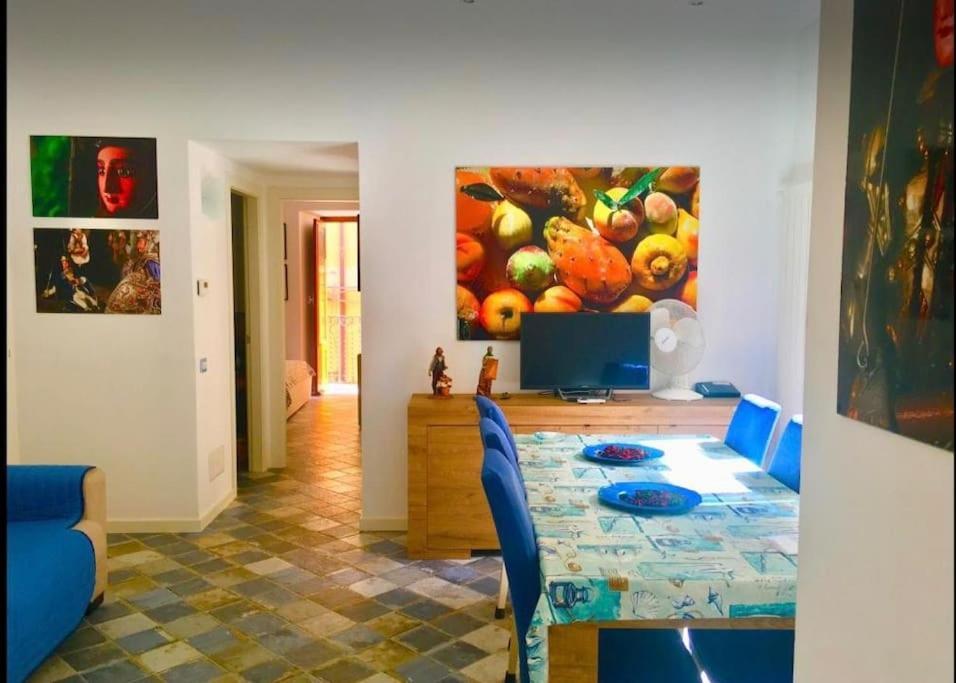 Angelina'S Apartment Чефалу Екстериор снимка